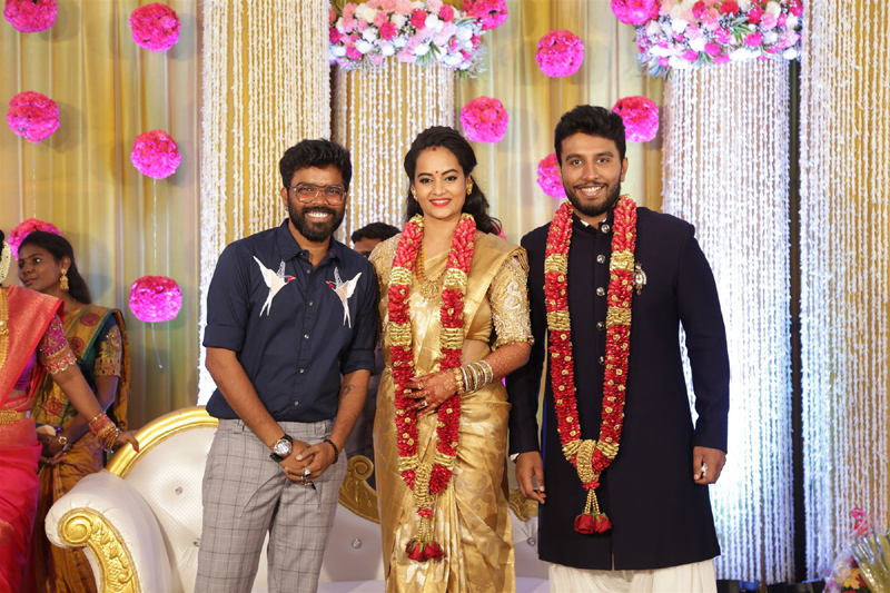 பிக்பாஸ் சுஜா வருணி - நடிகர் சிவகுமார் திருமண வரவேற்பு நிகழ்ச்சி... திரைப்பிரபலங்கள் நேரில் வாழ்த்து... புகைப்படத் தொகுப்பு பிக்பாஸ் சுஜா வருணி - நடிகர் சிவகுமார் திருமண வரவேற்பு நிகழ்ச்சி... திரைப்பிரபலங்கள் நேரில் வாழ்த்து... புகைப்படத் தொகுப்பு