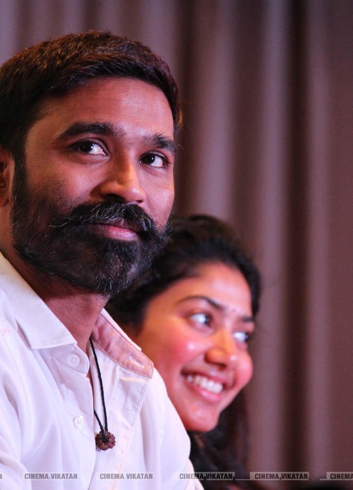 மாரி 2 படவிழாவில் தனுஷ் ரியாக்ஷன்ஸ்.... படங்கள்: வள்ளிசௌத்திரி ஆ மாரி 2 படவிழாவில் தனுஷ் ரியாக்ஷன்ஸ்.... படங்கள்: வள்ளிசௌத்திரி ஆ