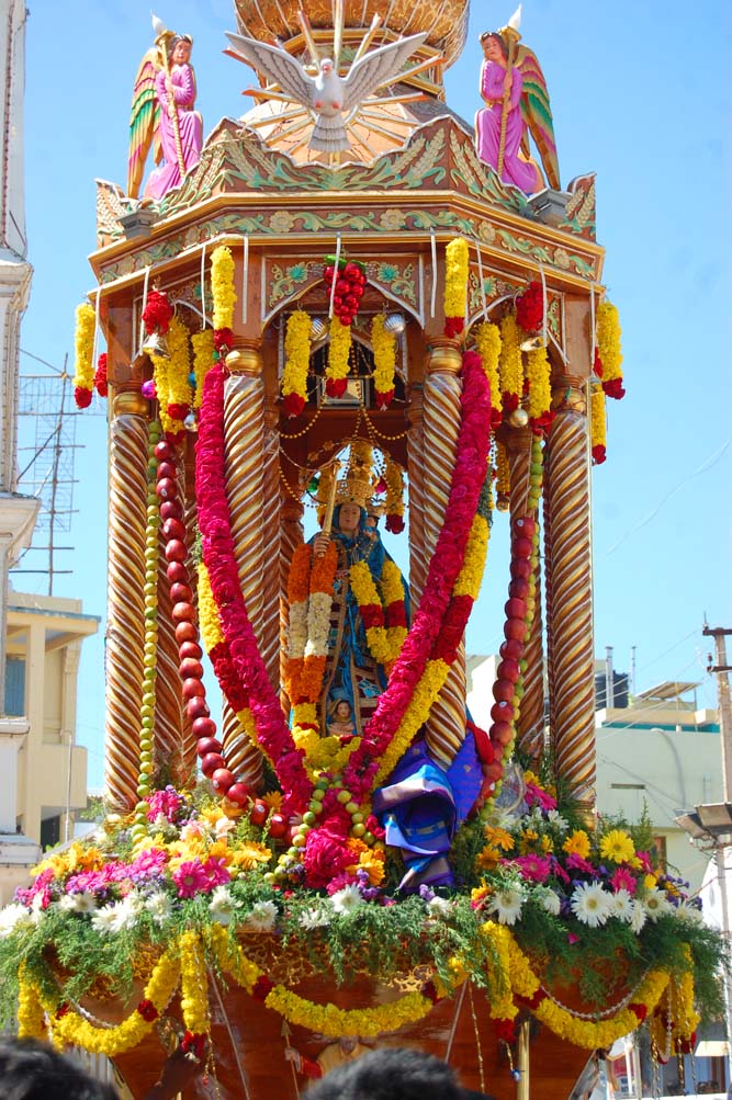 நாகர்கோவில் - கோட்டாறு புனித சவேரியார் பேராலய திருவிழா படங்கள்: ரா.ராம்குமார் நாகர்கோவில் - கோட்டாறு புனித சவேரியார் பேராலய திருவிழா படங்கள்: ரா.ராம்குமார்