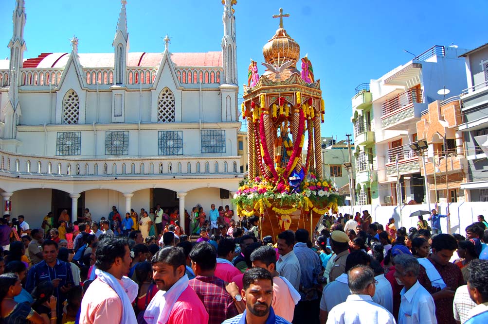 நாகர்கோவில் - கோட்டாறு புனித சவேரியார் பேராலய திருவிழா படங்கள்: ரா.ராம்குமார் நாகர்கோவில் - கோட்டாறு புனித சவேரியார் பேராலய திருவிழா படங்கள்: ரா.ராம்குமார்