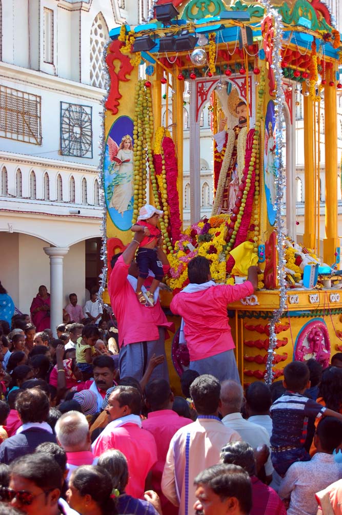 நாகர்கோவில் - கோட்டாறு புனித சவேரியார் பேராலய திருவிழா படங்கள்: ரா.ராம்குமார் நாகர்கோவில் - கோட்டாறு புனித சவேரியார் பேராலய திருவிழா படங்கள்: ரா.ராம்குமார்