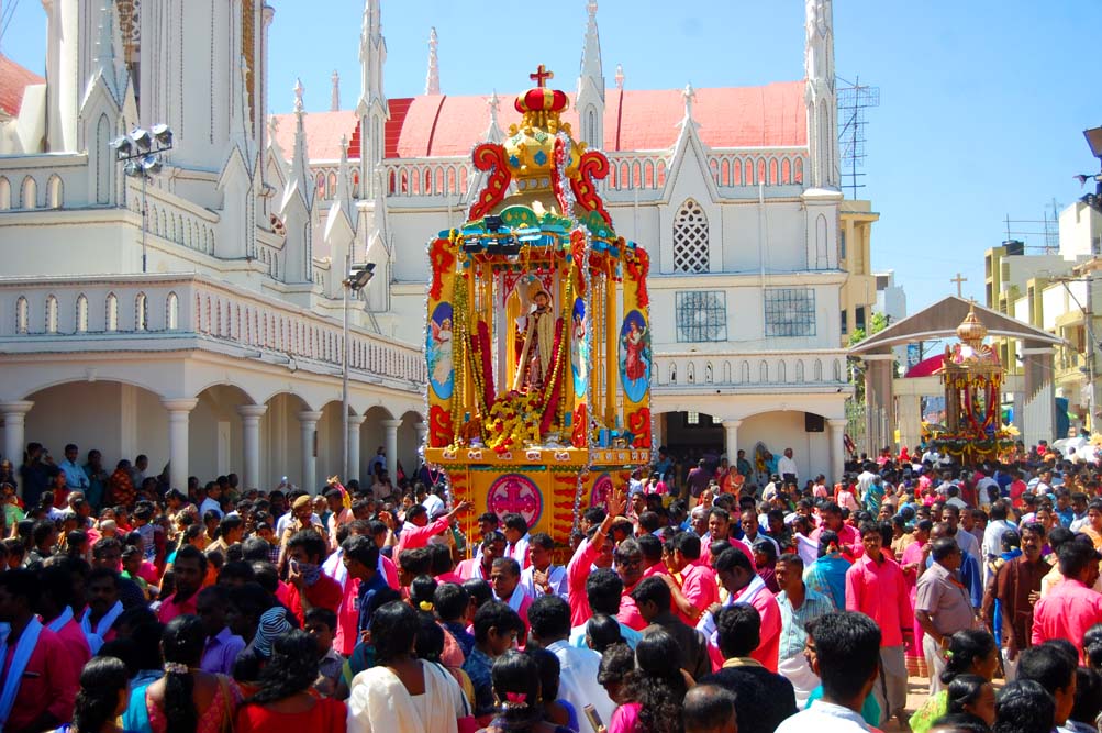 நாகர்கோவில் - கோட்டாறு புனித சவேரியார் பேராலய திருவிழா படங்கள்: ரா.ராம்குமார் நாகர்கோவில் - கோட்டாறு புனித சவேரியார் பேராலய திருவிழா படங்கள்: ரா.ராம்குமார்
