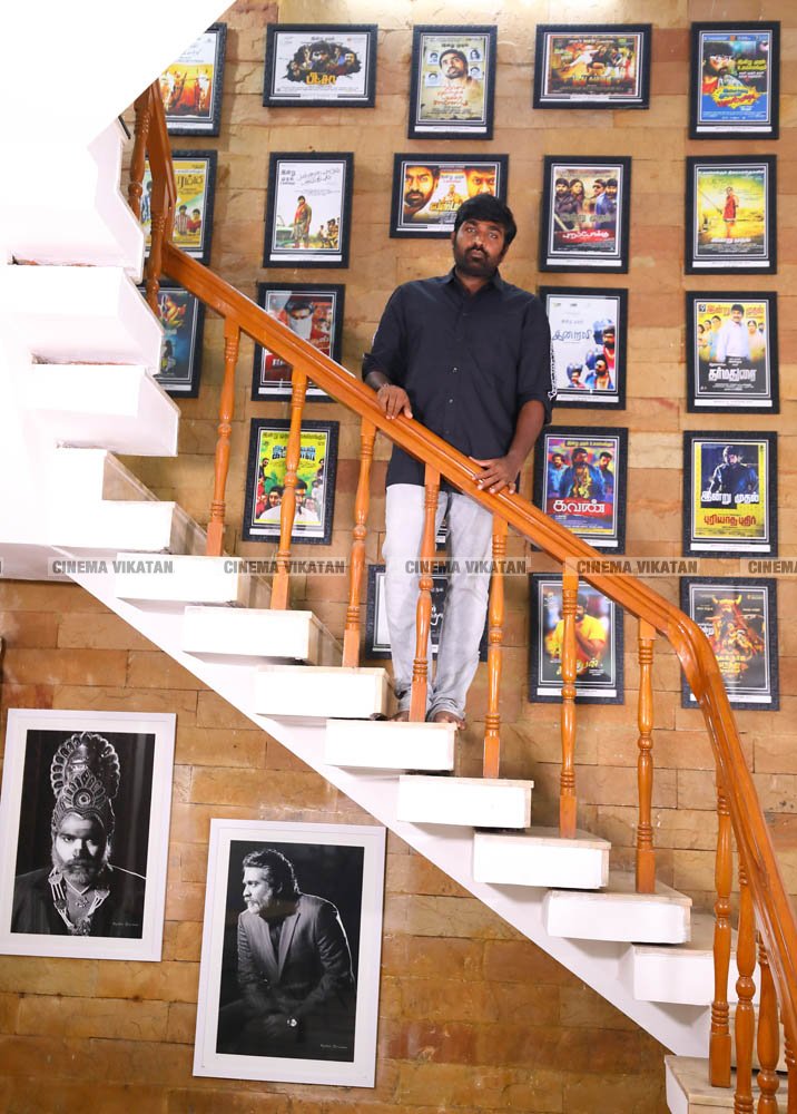 விஜய் சேதுபதி லேட்டஸ்ட் ஸ்டில்ஸ்... படங்கள்:ப.சரவணகுமார் விஜய் சேதுபதி லேட்டஸ்ட் ஸ்டில்ஸ்... படங்கள்:ப.சரவணகுமார்