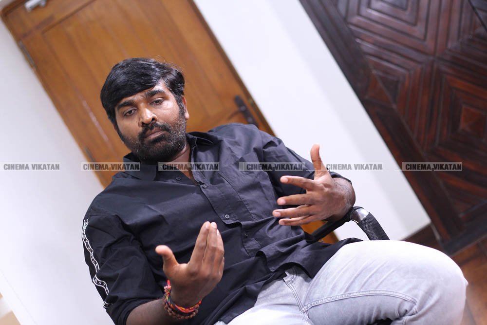 விஜய் சேதுபதி லேட்டஸ்ட் ஸ்டில்ஸ்... படங்கள்:ப.சரவணகுமார் விஜய் சேதுபதி லேட்டஸ்ட் ஸ்டில்ஸ்... படங்கள்:ப.சரவணகுமார்