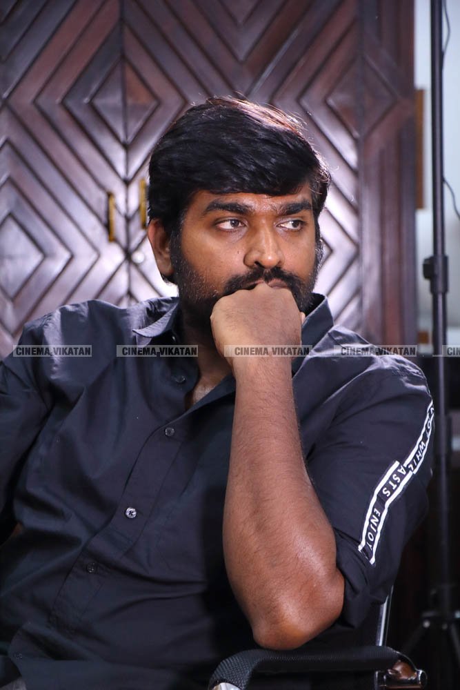 விஜய் சேதுபதி லேட்டஸ்ட் ஸ்டில்ஸ்... படங்கள்:ப.சரவணகுமார் விஜய் சேதுபதி லேட்டஸ்ட் ஸ்டில்ஸ்... படங்கள்:ப.சரவணகுமார்