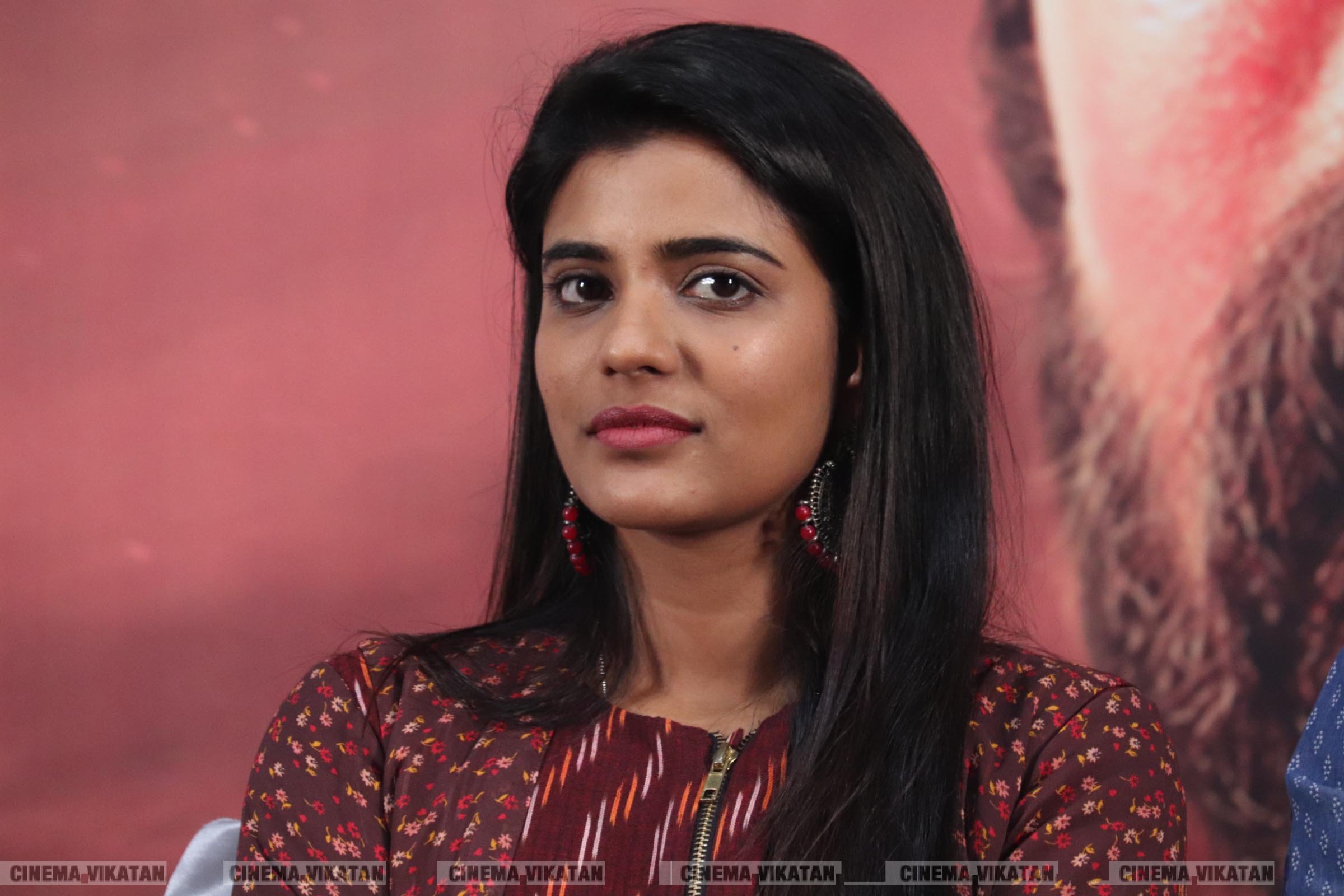 ஐஸ்வர்யா ராஜேஷ் 'கனா' பட நிகழ்ச்சியில்... படங்கள்: ராகேஷ் பெ ஐஸ்வர்யா ராஜேஷ் 'கனா' பட நிகழ்ச்சியில்... படங்கள்: ராகேஷ் பெ