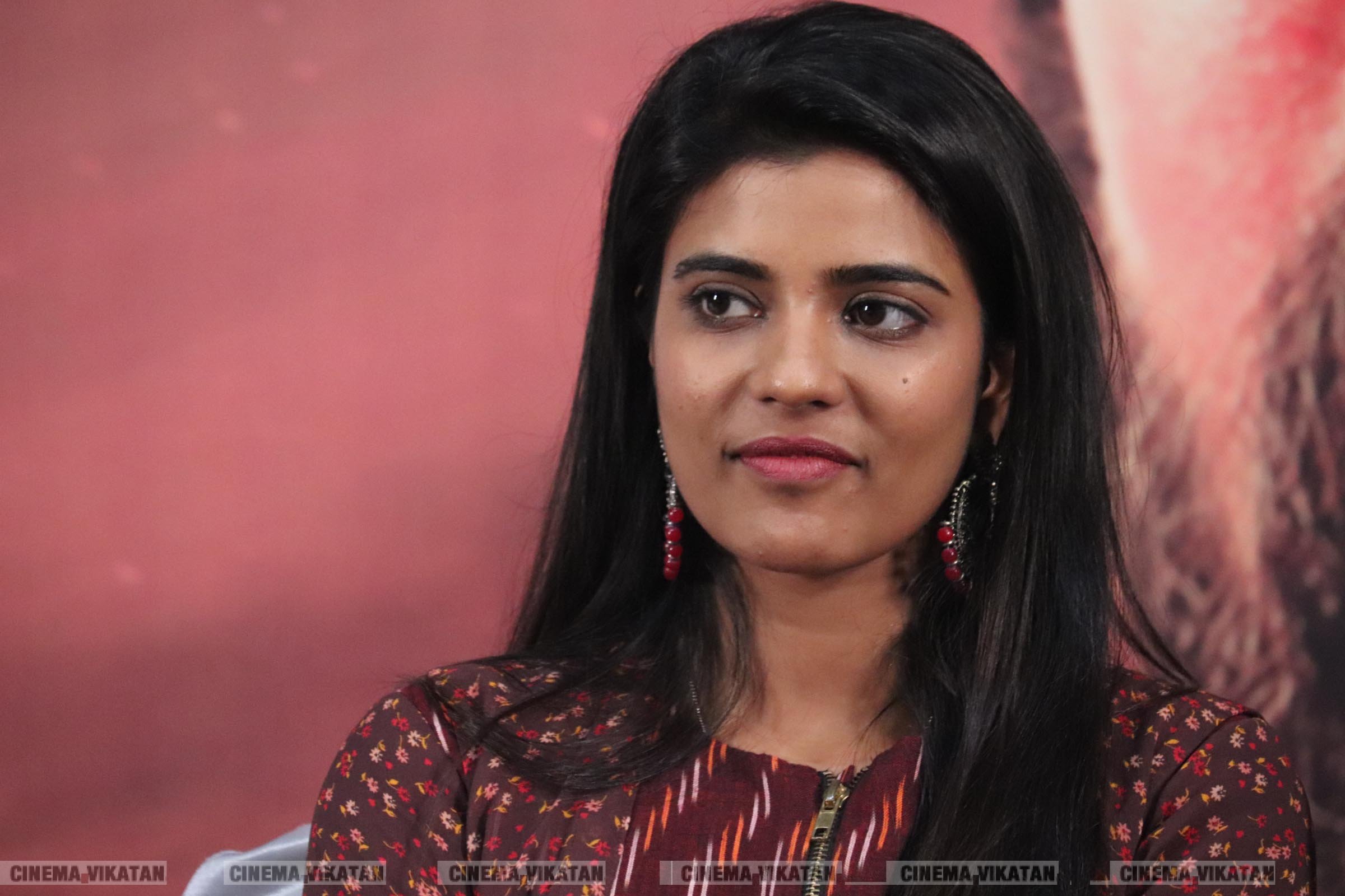ஐஸ்வர்யா ராஜேஷ் 'கனா' பட நிகழ்ச்சியில்... படங்கள்: ராகேஷ் பெ ஐஸ்வர்யா ராஜேஷ் 'கனா' பட நிகழ்ச்சியில்... படங்கள்: ராகேஷ் பெ