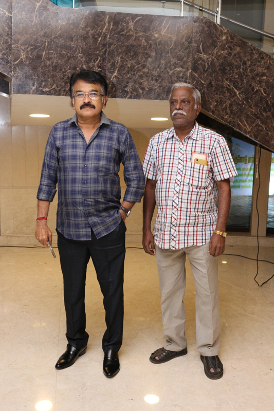 நடிகர் ரமேஷ் கண்ணா மகன் ஜஸ்வந்த் கண்ணா - ப்ரியங்கா திருமண வரவேற்பு நிகழ்ச்சி - திரை நட்சத்திரங்கள் திரண்டு வந்து வாழ்த்து - புகைப்படத் தொகுப்பு நடிகர் ரமேஷ் கண்ணா மகன் ஜஸ்வந்த் கண்ணா - ப்ரியங்கா திருமண வரவேற்பு நிகழ்ச்சி - திரை நட்சத்திரங்கள் திரண்டு வந்து வாழ்த்து - புகைப்படத் தொகுப்பு