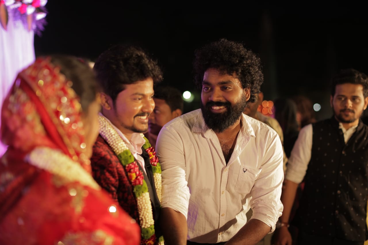 சிவகார்த்திகேயன், விஜய் சேதுபதி கலந்துகொண்ட அசாரின் திருமண வரவேற்பு ஆல்பம்..! சிவகார்த்திகேயன், விஜய் சேதுபதி கலந்துகொண்ட அசாரின் திருமண வரவேற்பு ஆல்பம்..!
