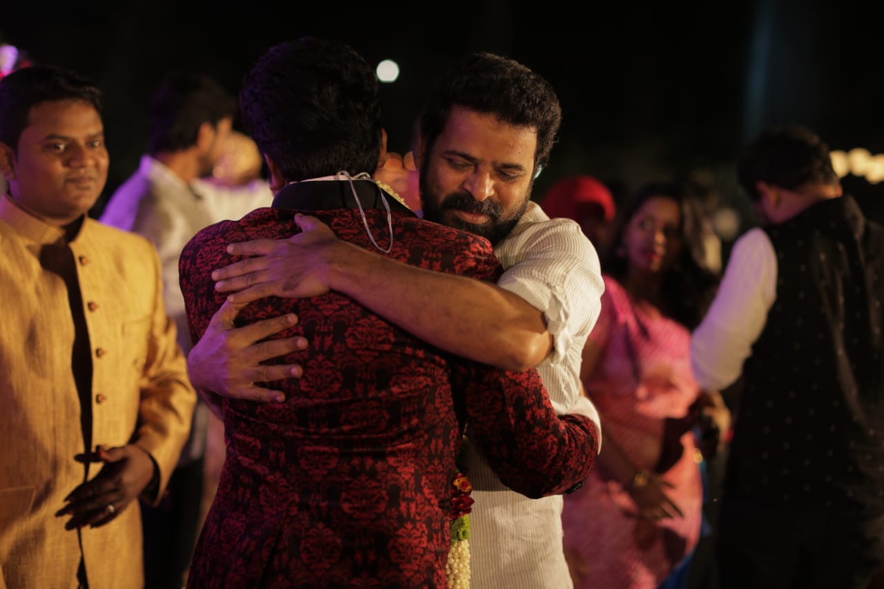 சிவகார்த்திகேயன், விஜய் சேதுபதி கலந்துகொண்ட அசாரின் திருமண வரவேற்பு ஆல்பம்..! சிவகார்த்திகேயன், விஜய் சேதுபதி கலந்துகொண்ட அசாரின் திருமண வரவேற்பு ஆல்பம்..!