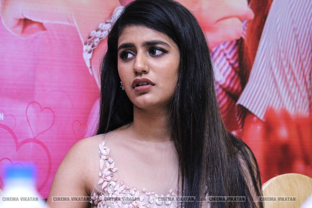 பிரியா பிரகாஷ் வாரியர் லேட்டஸ்ட் ஸ்டில்ஸ்... படங்கள்: வள்ளிசௌத்திரி ஆ பிரியா பிரகாஷ் வாரியர் லேட்டஸ்ட் ஸ்டில்ஸ்... படங்கள்: வள்ளிசௌத்திரி ஆ