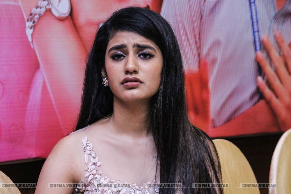 பிரியா பிரகாஷ் வாரியர் லேட்டஸ்ட் ஸ்டில்ஸ்... படங்கள்: வள்ளிசௌத்திரி ஆ பிரியா பிரகாஷ் வாரியர் லேட்டஸ்ட் ஸ்டில்ஸ்... படங்கள்: வள்ளிசௌத்திரி ஆ