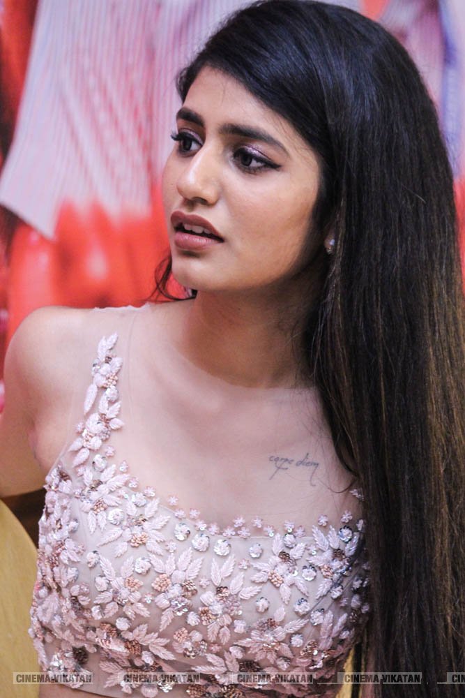 பிரியா பிரகாஷ் வாரியர் லேட்டஸ்ட் ஸ்டில்ஸ்... படங்கள்: வள்ளிசௌத்திரி ஆ பிரியா பிரகாஷ் வாரியர் லேட்டஸ்ட் ஸ்டில்ஸ்... படங்கள்: வள்ளிசௌத்திரி ஆ