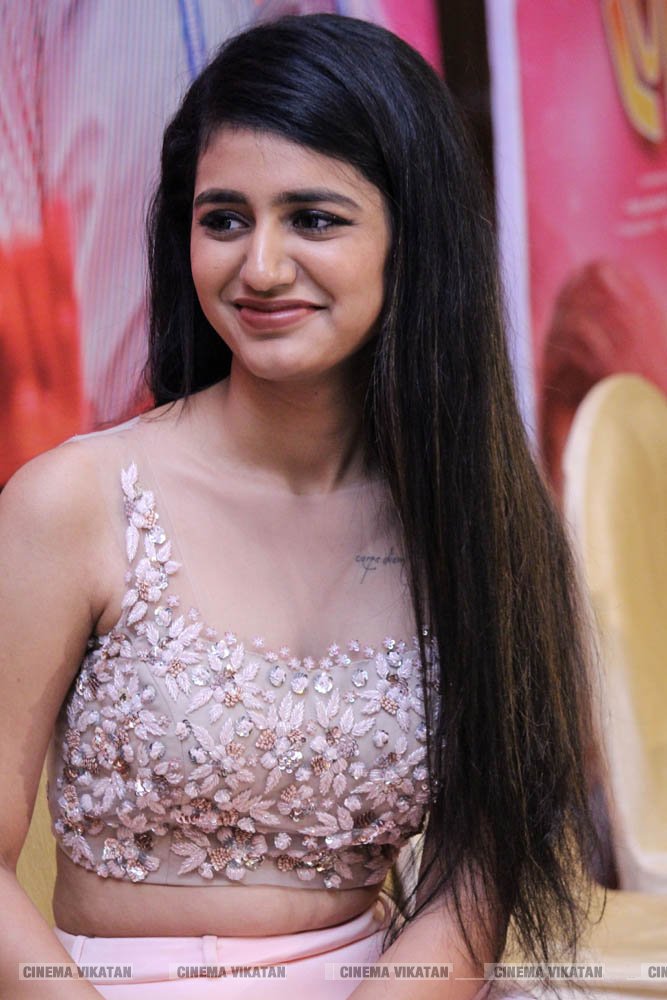 பிரியா பிரகாஷ் வாரியர் லேட்டஸ்ட் ஸ்டில்ஸ்... படங்கள்: வள்ளிசௌத்திரி ஆ பிரியா பிரகாஷ் வாரியர் லேட்டஸ்ட் ஸ்டில்ஸ்... படங்கள்: வள்ளிசௌத்திரி ஆ
