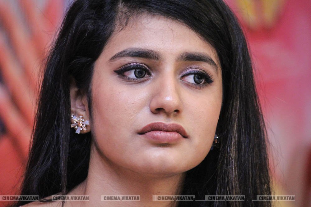 பிரியா பிரகாஷ் வாரியர் லேட்டஸ்ட் ஸ்டில்ஸ்... படங்கள்: வள்ளிசௌத்திரி ஆ பிரியா பிரகாஷ் வாரியர் லேட்டஸ்ட் ஸ்டில்ஸ்... படங்கள்: வள்ளிசௌத்திரி ஆ