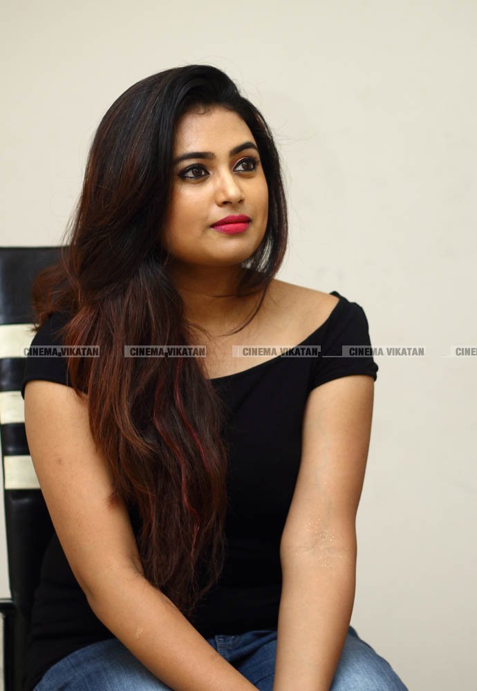 ஃபரினா லேட்டஸ்ட் ஃபோட்டோஷூட்... படங்கள்: தே.அசோக்குமார் ஃபரினா லேட்டஸ்ட் ஃபோட்டோஷூட்... படங்கள்: தே.அசோக்குமார்