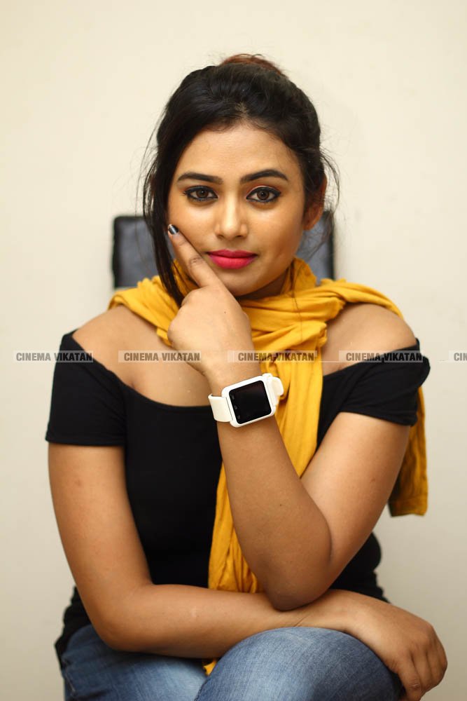 ஃபரினா லேட்டஸ்ட் ஃபோட்டோஷூட்... படங்கள்: தே.அசோக்குமார் ஃபரினா லேட்டஸ்ட் ஃபோட்டோஷூட்... படங்கள்: தே.அசோக்குமார்