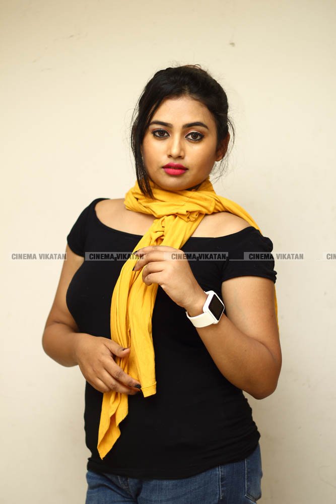 ஃபரினா லேட்டஸ்ட் ஃபோட்டோஷூட்... படங்கள்: தே.அசோக்குமார் ஃபரினா லேட்டஸ்ட் ஃபோட்டோஷூட்... படங்கள்: தே.அசோக்குமார்