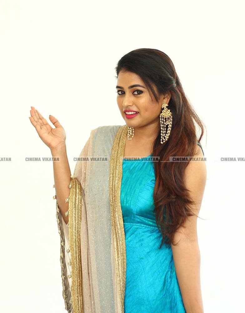 ஃபரினா லேட்டஸ்ட் ஃபோட்டோஷூட்... படங்கள்: தே.அசோக்குமார் ஃபரினா லேட்டஸ்ட் ஃபோட்டோஷூட்... படங்கள்: தே.அசோக்குமார்