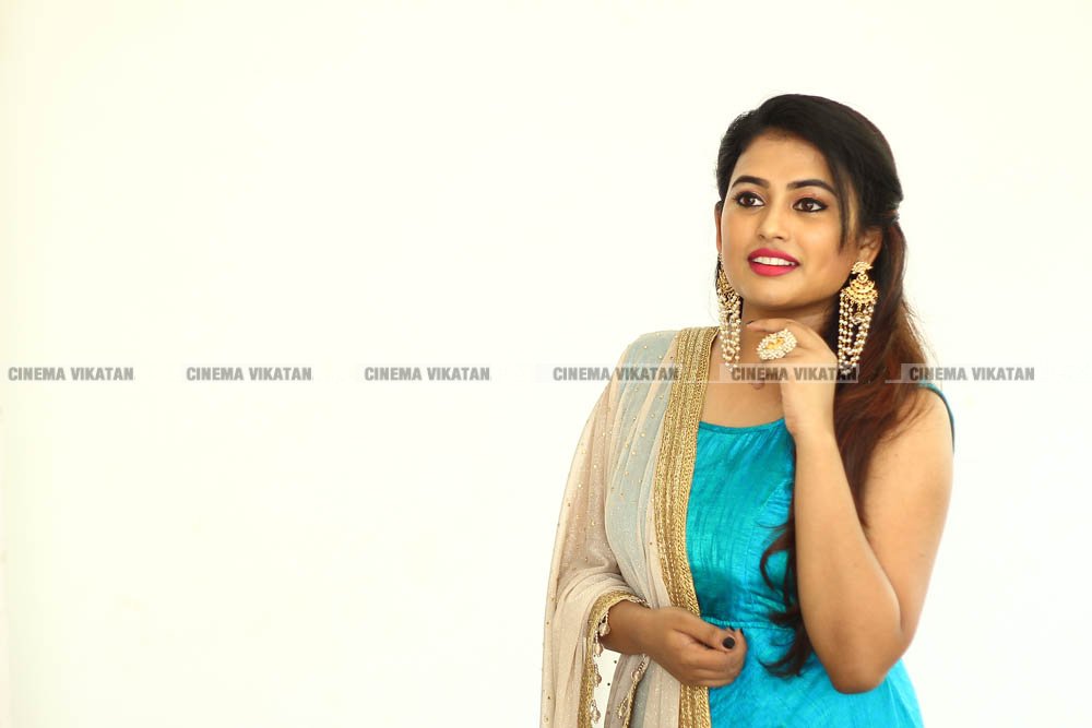 ஃபரினா லேட்டஸ்ட் ஃபோட்டோஷூட்... படங்கள்: தே.அசோக்குமார் ஃபரினா லேட்டஸ்ட் ஃபோட்டோஷூட்... படங்கள்: தே.அசோக்குமார்