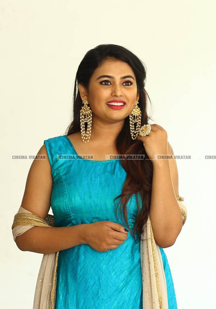 ஃபரினா லேட்டஸ்ட் ஃபோட்டோஷூட்... படங்கள்: தே.அசோக்குமார் ஃபரினா லேட்டஸ்ட் ஃபோட்டோஷூட்... படங்கள்: தே.அசோக்குமார்