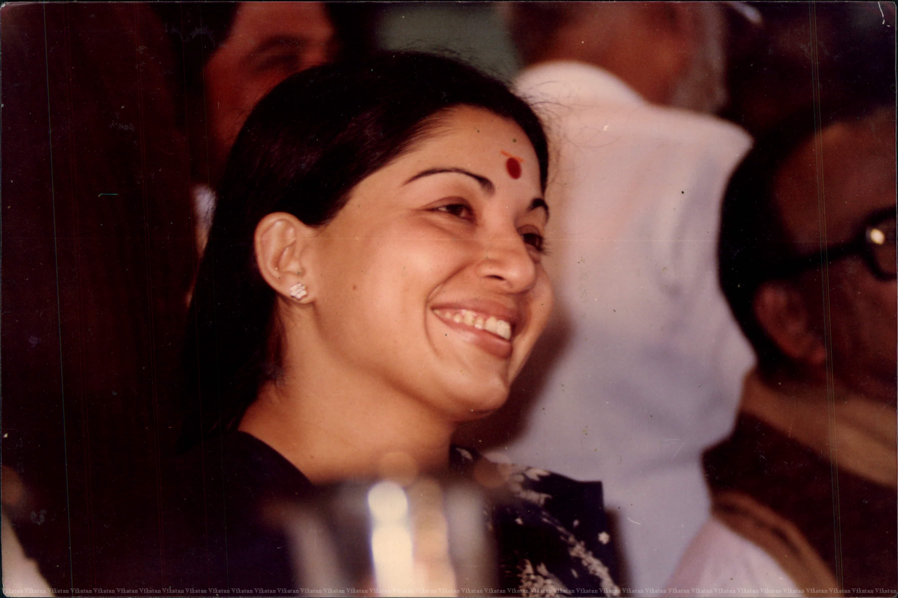 ஜெயலலிதாவின் வின்டேஜ் புகைப்படங்கள். தொகுப்பு குமரேசன் ஜெயலலிதாவின் வின்டேஜ் புகைப்படங்கள். தொகுப்பு குமரேசன்