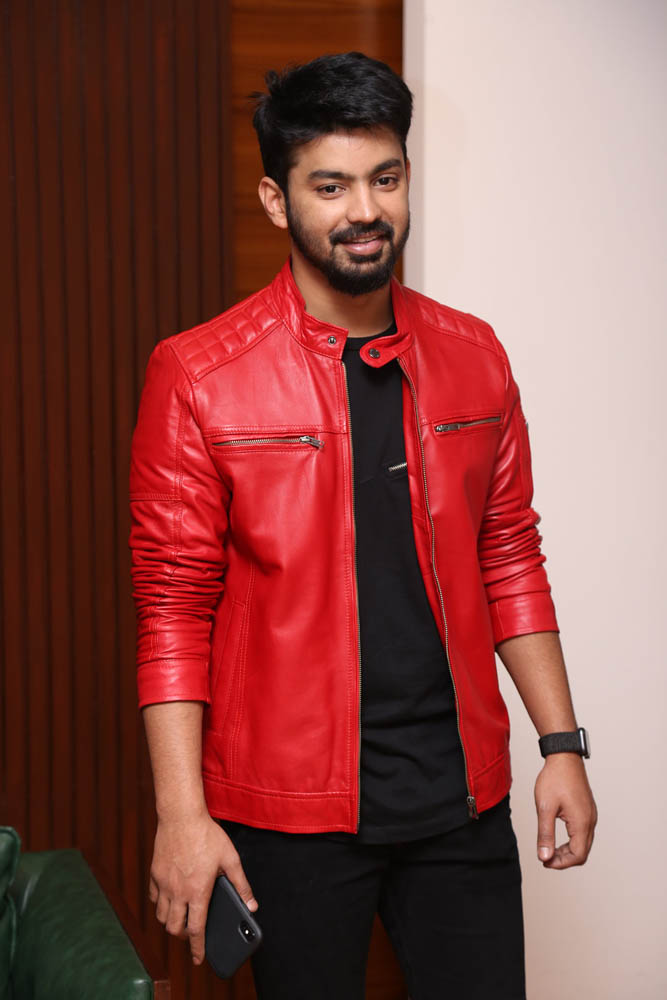 தனுஷ், ஆர்யா, யுவன்ஷங்கர் ராஜா கலந்துகொண்ட சிம்புவின் பிறந்தநாள் கொண்டாட்ட ஆல்பம்! தனுஷ், ஆர்யா, யுவன்ஷங்கர் ராஜா கலந்துகொண்ட சிம்புவின் பிறந்தநாள் கொண்டாட்ட ஆல்பம்!