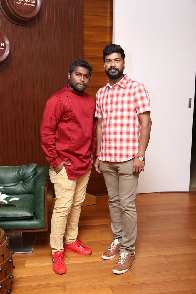தனுஷ், ஆர்யா, யுவன்ஷங்கர் ராஜா கலந்துகொண்ட சிம்புவின் பிறந்தநாள் கொண்டாட்ட ஆல்பம்! தனுஷ், ஆர்யா, யுவன்ஷங்கர் ராஜா கலந்துகொண்ட சிம்புவின் பிறந்தநாள் கொண்டாட்ட ஆல்பம்!