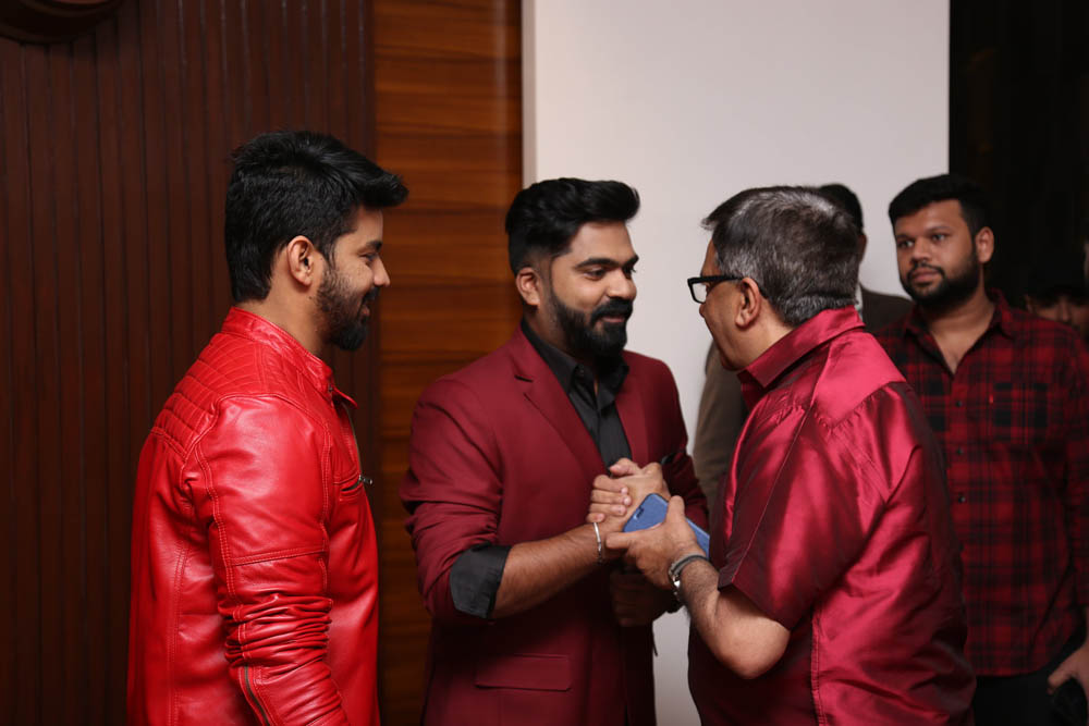 தனுஷ், ஆர்யா, யுவன்ஷங்கர் ராஜா கலந்துகொண்ட சிம்புவின் பிறந்தநாள் கொண்டாட்ட ஆல்பம்! தனுஷ், ஆர்யா, யுவன்ஷங்கர் ராஜா கலந்துகொண்ட சிம்புவின் பிறந்தநாள் கொண்டாட்ட ஆல்பம்!