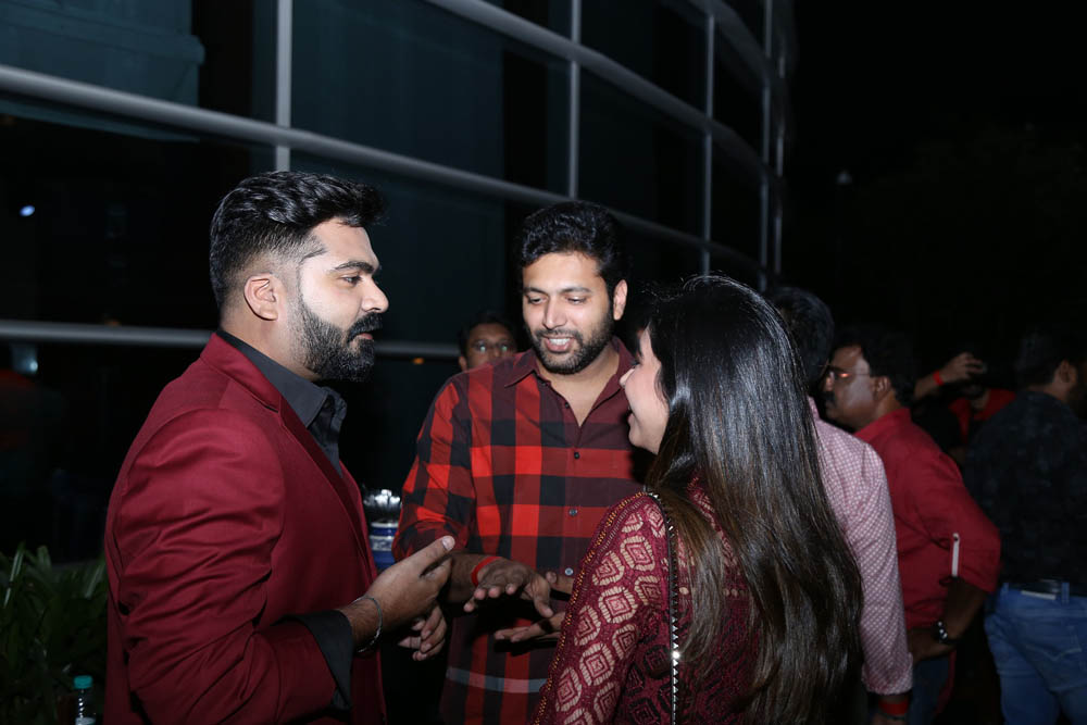 தனுஷ், ஆர்யா, யுவன்ஷங்கர் ராஜா கலந்துகொண்ட சிம்புவின் பிறந்தநாள் கொண்டாட்ட ஆல்பம்! தனுஷ், ஆர்யா, யுவன்ஷங்கர் ராஜா கலந்துகொண்ட சிம்புவின் பிறந்தநாள் கொண்டாட்ட ஆல்பம்!