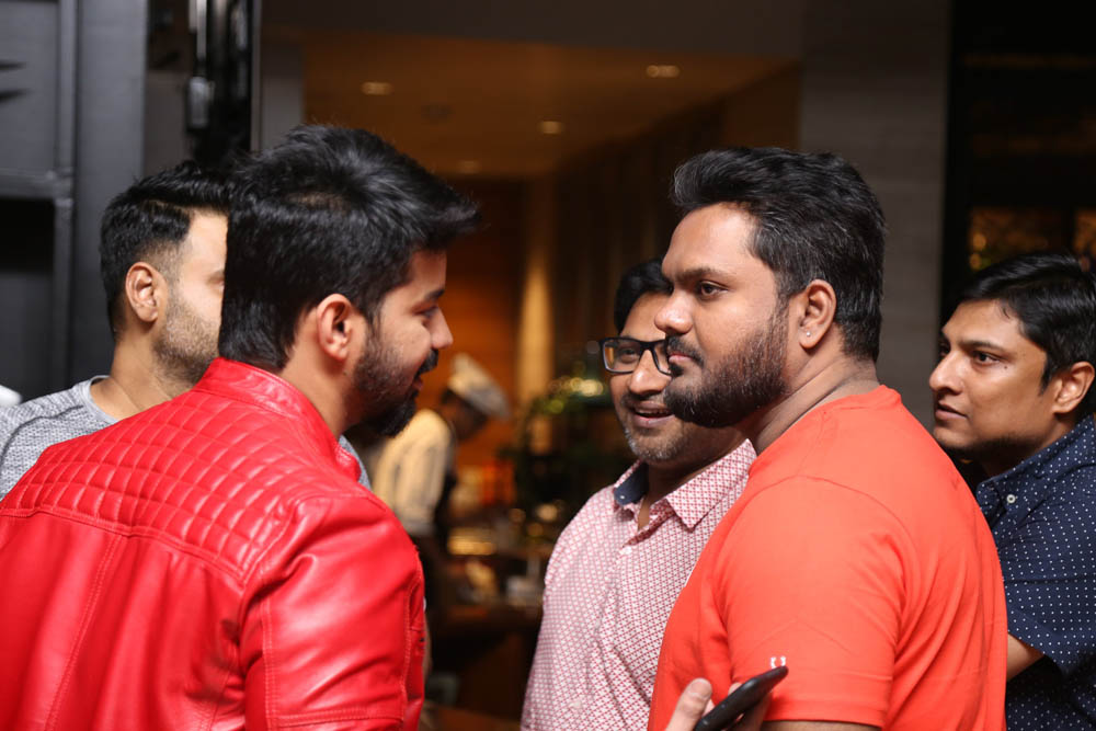 தனுஷ், ஆர்யா, யுவன்ஷங்கர் ராஜா கலந்துகொண்ட சிம்புவின் பிறந்தநாள் கொண்டாட்ட ஆல்பம்! தனுஷ், ஆர்யா, யுவன்ஷங்கர் ராஜா கலந்துகொண்ட சிம்புவின் பிறந்தநாள் கொண்டாட்ட ஆல்பம்!