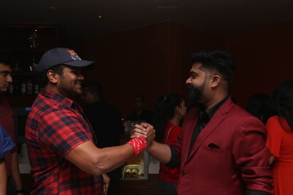 தனுஷ், ஆர்யா, யுவன்ஷங்கர் ராஜா கலந்துகொண்ட சிம்புவின் பிறந்தநாள் கொண்டாட்ட ஆல்பம்! தனுஷ், ஆர்யா, யுவன்ஷங்கர் ராஜா கலந்துகொண்ட சிம்புவின் பிறந்தநாள் கொண்டாட்ட ஆல்பம்!