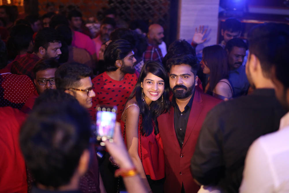 தனுஷ், ஆர்யா, யுவன்ஷங்கர் ராஜா கலந்துகொண்ட சிம்புவின் பிறந்தநாள் கொண்டாட்ட ஆல்பம்! தனுஷ், ஆர்யா, யுவன்ஷங்கர் ராஜா கலந்துகொண்ட சிம்புவின் பிறந்தநாள் கொண்டாட்ட ஆல்பம்!