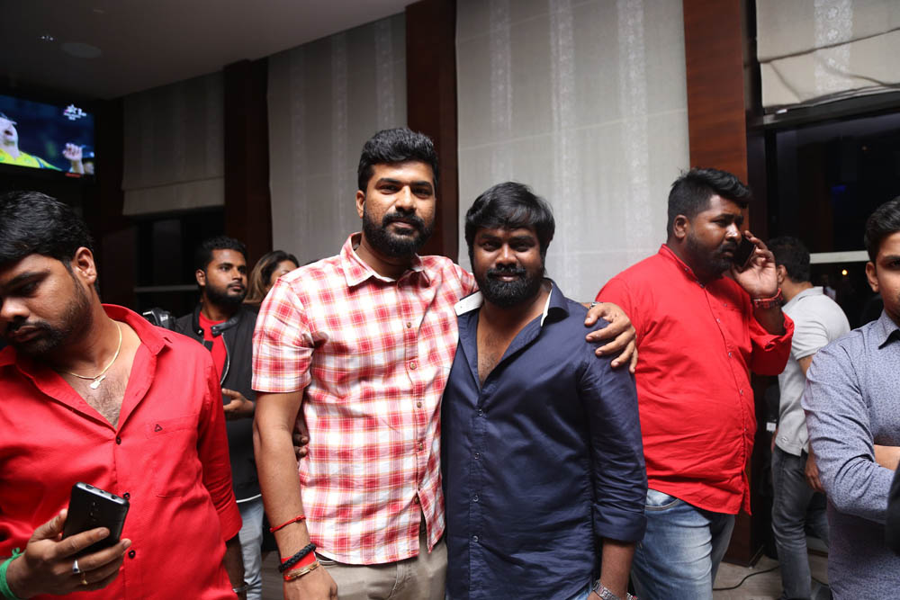 தனுஷ், ஆர்யா, யுவன்ஷங்கர் ராஜா கலந்துகொண்ட சிம்புவின் பிறந்தநாள் கொண்டாட்ட ஆல்பம்! தனுஷ், ஆர்யா, யுவன்ஷங்கர் ராஜா கலந்துகொண்ட சிம்புவின் பிறந்தநாள் கொண்டாட்ட ஆல்பம்!
