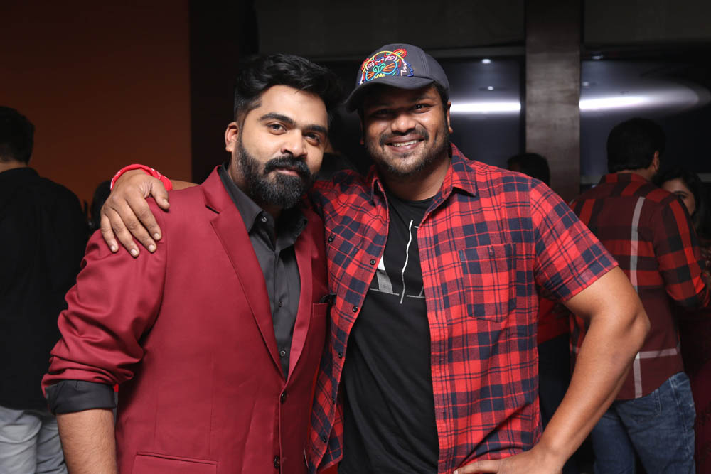 தனுஷ், ஆர்யா, யுவன்ஷங்கர் ராஜா கலந்துகொண்ட சிம்புவின் பிறந்தநாள் கொண்டாட்ட ஆல்பம்! தனுஷ், ஆர்யா, யுவன்ஷங்கர் ராஜா கலந்துகொண்ட சிம்புவின் பிறந்தநாள் கொண்டாட்ட ஆல்பம்!