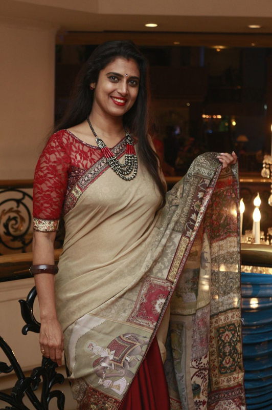 இயக்குநர்- நடிகர் மனோபாலா மகன் ஹரிஷ் - பிரியா திருமண வரவேற்பு: திரைநட்சத்திரங்கள் திரண்டு வந்து வாழ்த்து... புகைப்படத் தொகுப்பு இயக்குநர்- நடிகர் மனோபாலா மகன் ஹரிஷ் - பிரியா திருமண வரவேற்பு: திரைநட்சத்திரங்கள் திரண்டு வந்து வாழ்த்து... புகைப்படத் தொகுப்பு