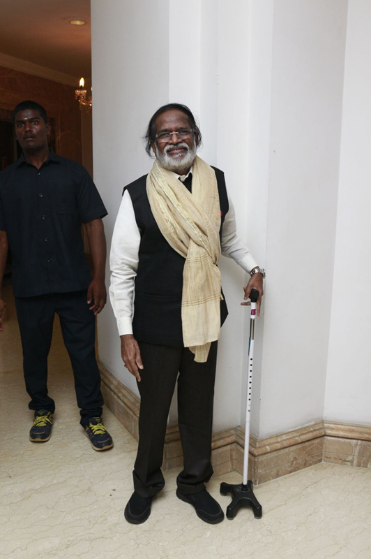 இயக்குநர்- நடிகர் மனோபாலா மகன் ஹரிஷ் - பிரியா திருமண வரவேற்பு: திரைநட்சத்திரங்கள் திரண்டு வந்து வாழ்த்து... புகைப்படத் தொகுப்பு இயக்குநர்- நடிகர் மனோபாலா மகன் ஹரிஷ் - பிரியா திருமண வரவேற்பு: திரைநட்சத்திரங்கள் திரண்டு வந்து வாழ்த்து... புகைப்படத் தொகுப்பு