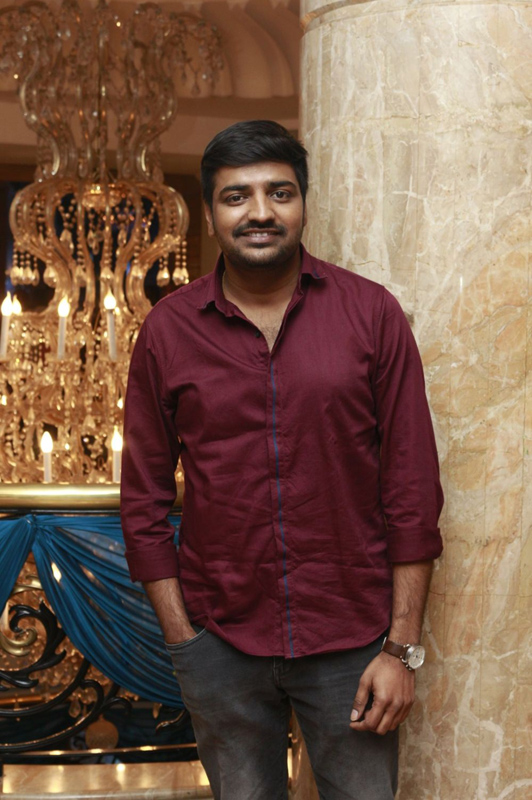 இயக்குநர்- நடிகர் மனோபாலா மகன் ஹரிஷ் - பிரியா திருமண வரவேற்பு: திரைநட்சத்திரங்கள் திரண்டு வந்து வாழ்த்து... புகைப்படத் தொகுப்பு இயக்குநர்- நடிகர் மனோபாலா மகன் ஹரிஷ் - பிரியா திருமண வரவேற்பு: திரைநட்சத்திரங்கள் திரண்டு வந்து வாழ்த்து... புகைப்படத் தொகுப்பு