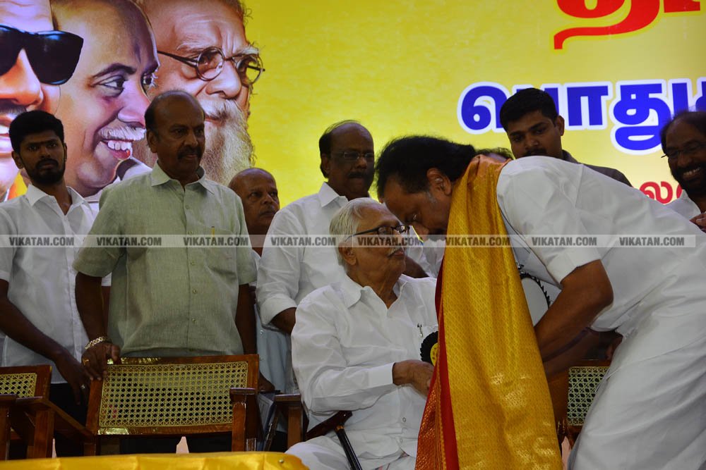 இளைஞரணி டூ தி.மு.க. தலைமை... மு.க.ஸ்டாலினின் சிறப்பு புகைப்படத் தொகுப்பு! #HBDStalin படங்கள்: சு.குமரேசன் இளைஞரணி டூ தி.மு.க. தலைமை... மு.க.ஸ்டாலினின் சிறப்பு புகைப்படத் தொகுப்பு! #HBDStalin படங்கள்: சு.குமரேசன்