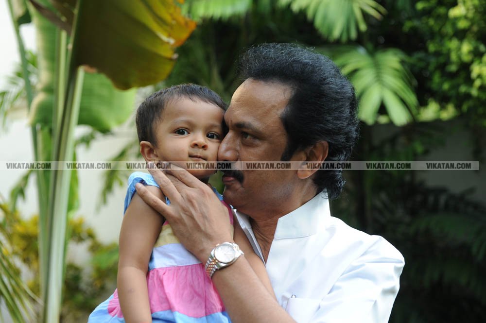 இளைஞரணி டூ தி.மு.க. தலைமை... மு.க.ஸ்டாலினின் சிறப்பு புகைப்படத் தொகுப்பு! #HBDStalin படங்கள்: சு.குமரேசன் இளைஞரணி டூ தி.மு.க. தலைமை... மு.க.ஸ்டாலினின் சிறப்பு புகைப்படத் தொகுப்பு! #HBDStalin படங்கள்: சு.குமரேசன்