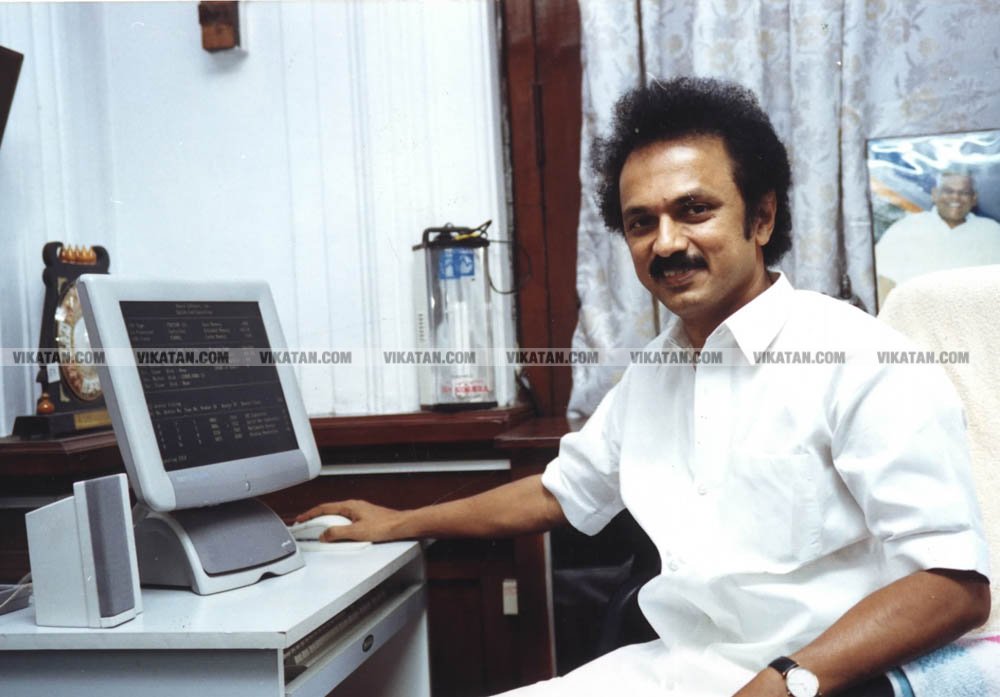 இளைஞரணி டூ தி.மு.க. தலைமை... மு.க.ஸ்டாலினின் சிறப்பு புகைப்படத் தொகுப்பு! #HBDStalin படங்கள்: சு.குமரேசன் இளைஞரணி டூ தி.மு.க. தலைமை... மு.க.ஸ்டாலினின் சிறப்பு புகைப்படத் தொகுப்பு! #HBDStalin படங்கள்: சு.குமரேசன்