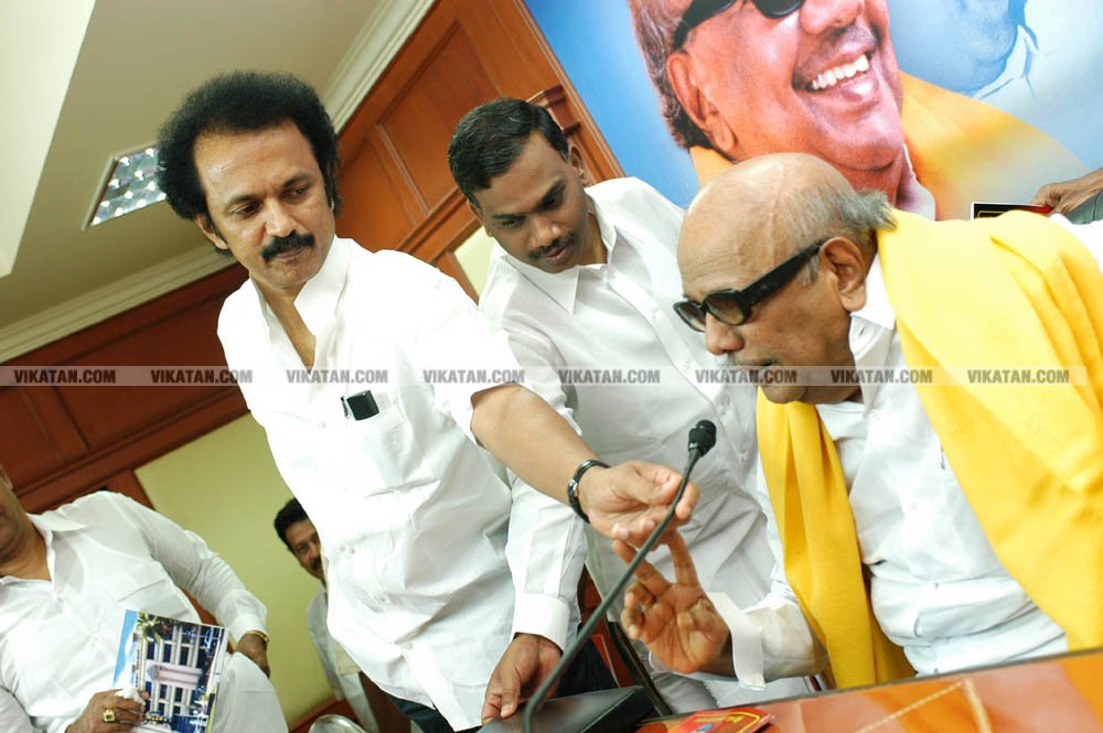 இளைஞரணி டூ தி.மு.க. தலைமை... மு.க.ஸ்டாலினின் சிறப்பு புகைப்படத் தொகுப்பு! #HBDStalin படங்கள்: சு.குமரேசன் இளைஞரணி டூ தி.மு.க. தலைமை... மு.க.ஸ்டாலினின் சிறப்பு புகைப்படத் தொகுப்பு! #HBDStalin படங்கள்: சு.குமரேசன்