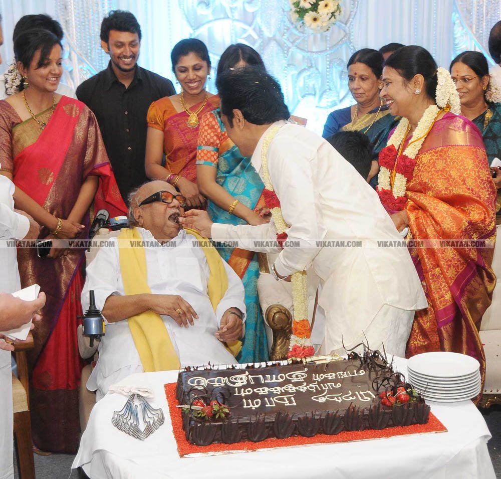 இளைஞரணி டூ தி.மு.க. தலைமை... மு.க.ஸ்டாலினின் சிறப்பு புகைப்படத் தொகுப்பு! #HBDStalin படங்கள்: சு.குமரேசன் இளைஞரணி டூ தி.மு.க. தலைமை... மு.க.ஸ்டாலினின் சிறப்பு புகைப்படத் தொகுப்பு! #HBDStalin படங்கள்: சு.குமரேசன்