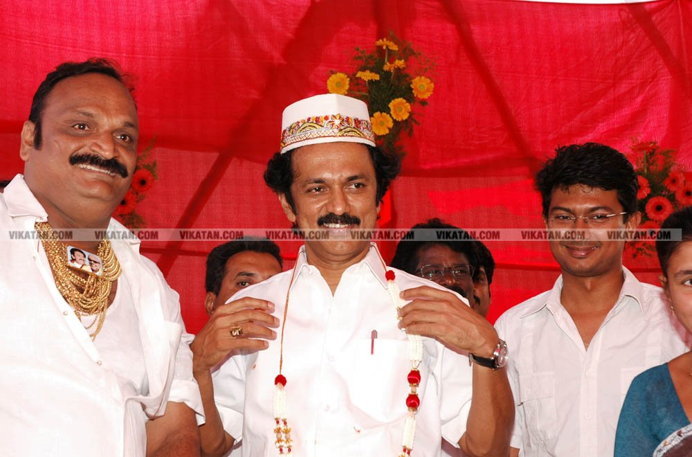 இளைஞரணி டூ தி.மு.க. தலைமை... மு.க.ஸ்டாலினின் சிறப்பு புகைப்படத் தொகுப்பு! #HBDStalin படங்கள்: சு.குமரேசன் இளைஞரணி டூ தி.மு.க. தலைமை... மு.க.ஸ்டாலினின் சிறப்பு புகைப்படத் தொகுப்பு! #HBDStalin படங்கள்: சு.குமரேசன்