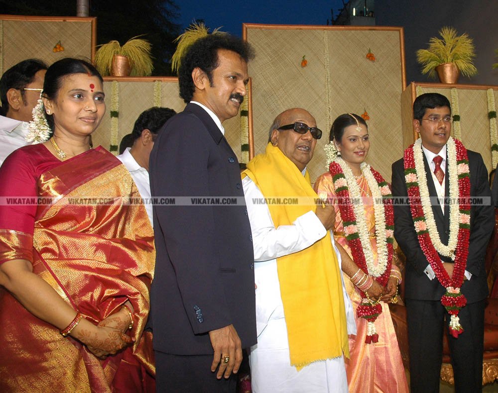 இளைஞரணி டூ தி.மு.க. தலைமை... மு.க.ஸ்டாலினின் சிறப்பு புகைப்படத் தொகுப்பு! #HBDStalin படங்கள்: சு.குமரேசன் இளைஞரணி டூ தி.மு.க. தலைமை... மு.க.ஸ்டாலினின் சிறப்பு புகைப்படத் தொகுப்பு! #HBDStalin படங்கள்: சு.குமரேசன்