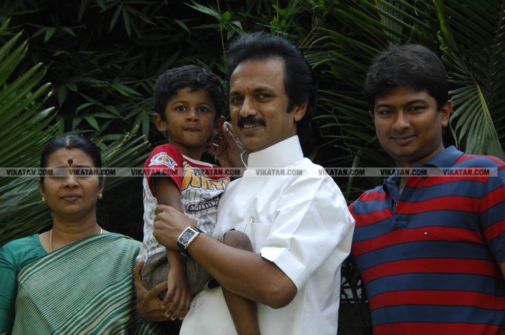 இளைஞரணி டூ தி.மு.க. தலைமை... மு.க.ஸ்டாலினின் சிறப்பு புகைப்படத் தொகுப்பு! #HBDStalin படங்கள்: சு.குமரேசன் இளைஞரணி டூ தி.மு.க. தலைமை... மு.க.ஸ்டாலினின் சிறப்பு புகைப்படத் தொகுப்பு! #HBDStalin படங்கள்: சு.குமரேசன்