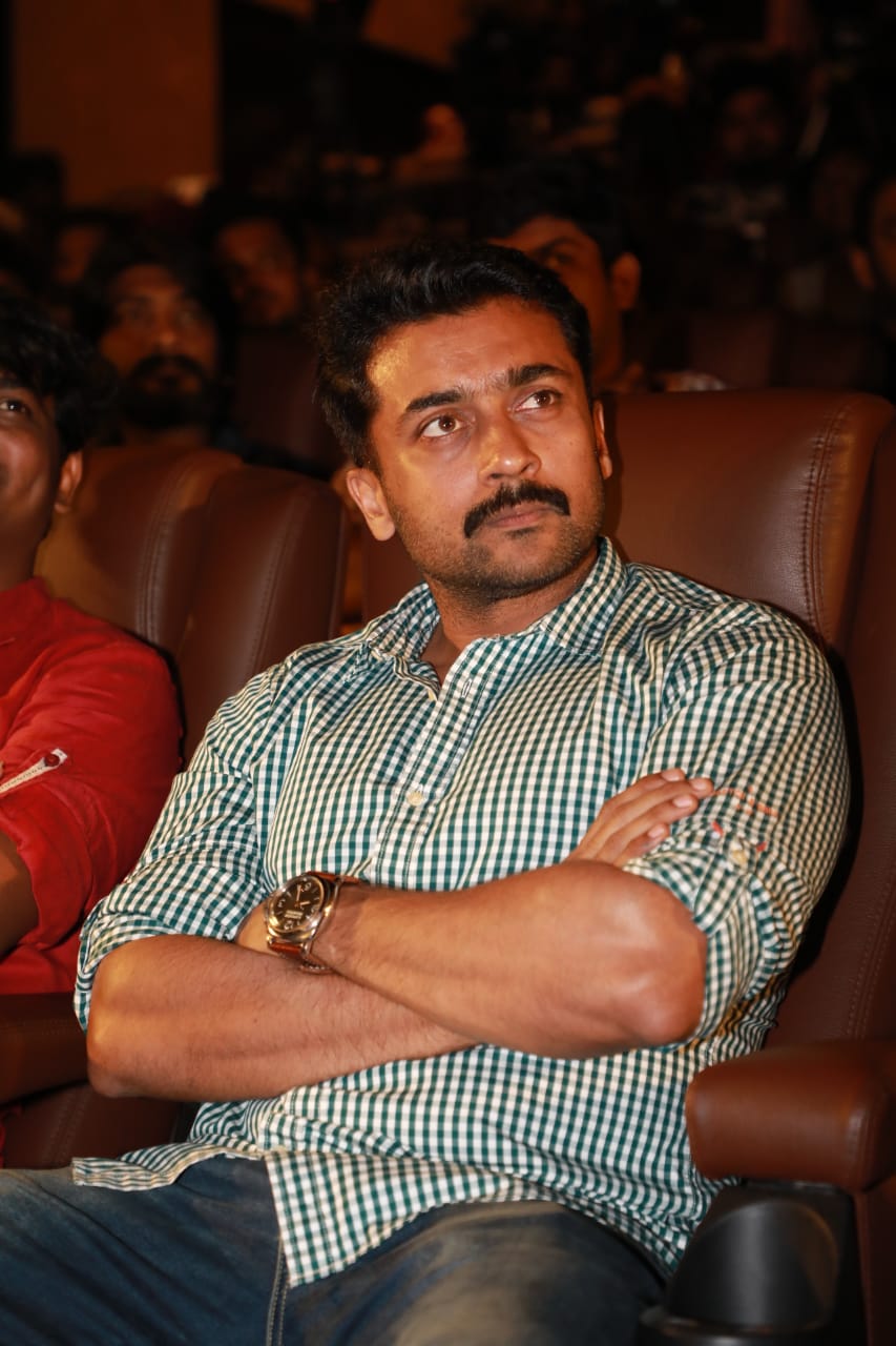சூர்யா, கோவிந்த் வசந்தா, 'பரிதாபங்கள்' சுதாகர்... உறியடி 2 இசை வெளியீட்டு விழா படங்கள் சூர்யா, கோவிந்த் வசந்தா, 'பரிதாபங்கள்' சுதாகர்... உறியடி 2 இசை வெளியீட்டு விழா படங்கள்