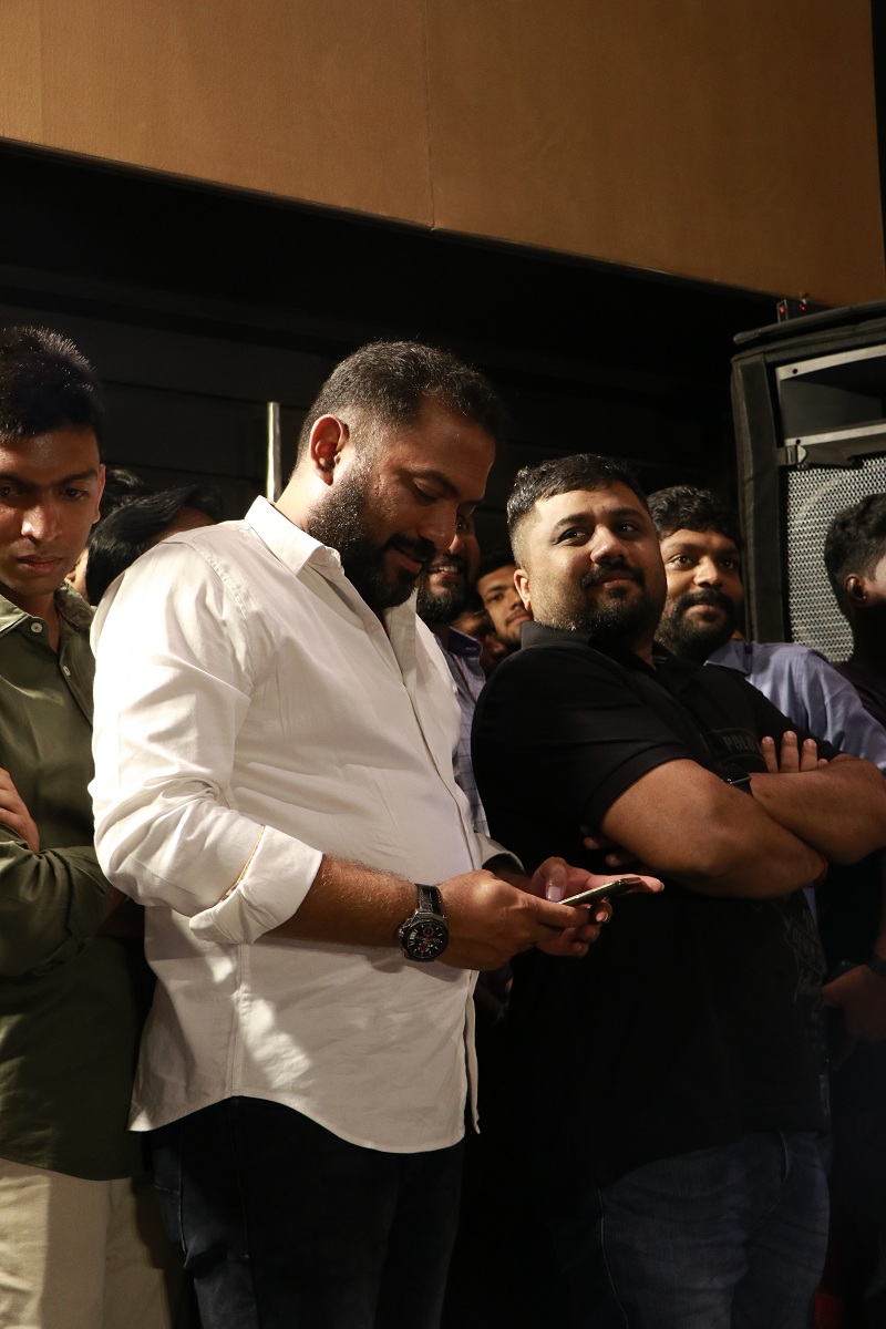 சூர்யா, கோவிந்த் வசந்தா, 'பரிதாபங்கள்' சுதாகர்... உறியடி 2 இசை வெளியீட்டு விழா படங்கள் சூர்யா, கோவிந்த் வசந்தா, 'பரிதாபங்கள்' சுதாகர்... உறியடி 2 இசை வெளியீட்டு விழா படங்கள்