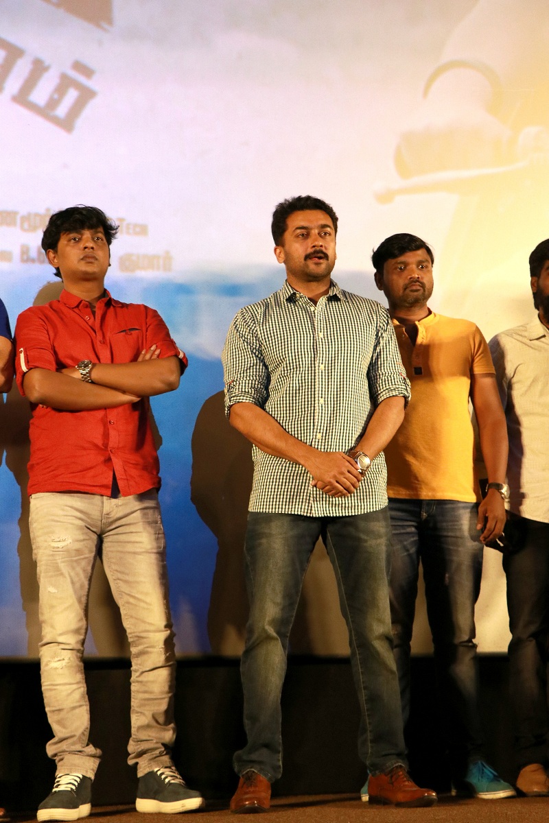 சூர்யா, கோவிந்த் வசந்தா, 'பரிதாபங்கள்' சுதாகர்... உறியடி 2 இசை வெளியீட்டு விழா படங்கள் சூர்யா, கோவிந்த் வசந்தா, 'பரிதாபங்கள்' சுதாகர்... உறியடி 2 இசை வெளியீட்டு விழா படங்கள்