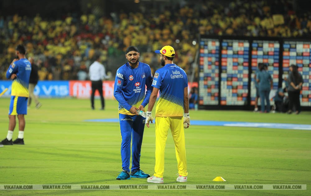 CSK vs RCB: சென்னையில் நடைபெற்ற முதல் ஐ.பி.எல். போட்டி.... புகைப்படத் தொகுப்பு... CSK vs RCB: சென்னையில் நடைபெற்ற முதல் ஐ.பி.எல். போட்டி.... புகைப்படத் தொகுப்பு...